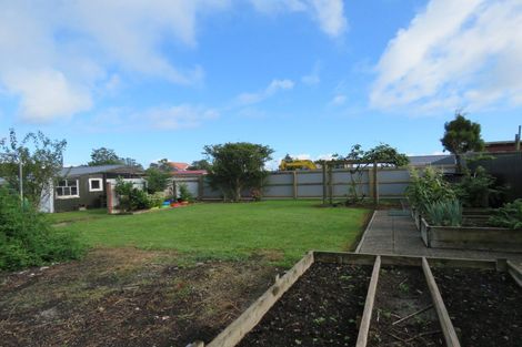 Photo of property in 115 Romilly Street, Westport, 7825