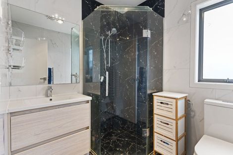 Photo of property in 87a Oxford Terrace, Epuni, Lower Hutt, 5011