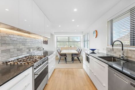 Photo of property in 47 Felgrove Street, Glendene, Auckland, 0602