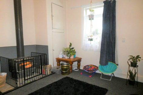 Photo of property in 16 Threadneedle Street, Greymouth, 7805