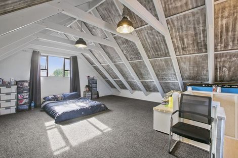 Photo of property in 288e Mangorei Road, Merrilands, New Plymouth, 4312