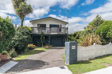 Photo of property in 15a Margaret Road, Raumati Beach, Paraparaumu, 5032