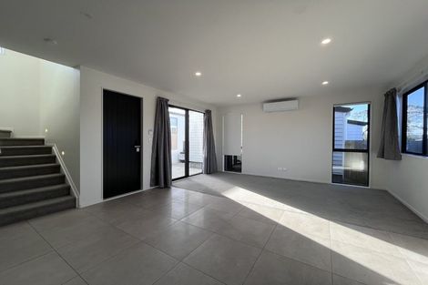 Photo of property in 10/535 Swanson Road, Ranui, Auckland, 0612