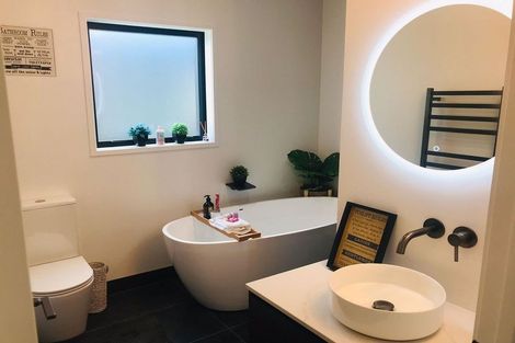 Photo of property in 28 Jonah Lomu Drive, Paerata, 2124