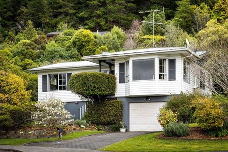 Photo of property in 81 Sunbrae Drive, Silverstream, Upper Hutt, 5019