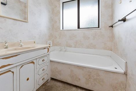 Photo of property in 1/29 Dinton Street, Russley, Christchurch, 8042