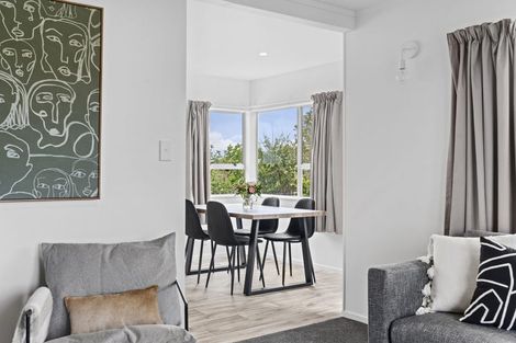 Photo of property in 22 Ponderosa Place, Opunake, 4616