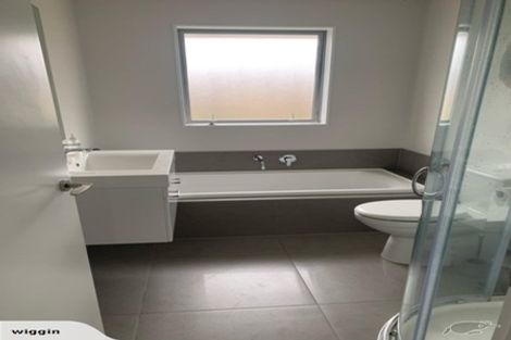 Photo of property in 8 Park Lane, Rolleston, 7614