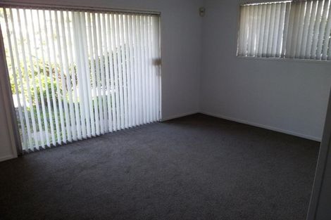 Photo of property in 54 Beach Road, Castor Bay, Auckland, 0620