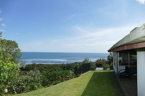 Photo of property in 18 Coates Avenue, Baylys Beach, Dargaville, 0377