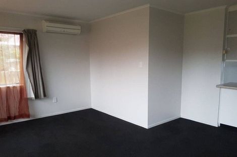 Photo of property in 2 Steeles Lane, Western Heights, Rotorua, 3015