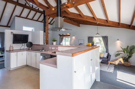 Photo of property in 12 Kew Grove, Raumati Beach, Paraparaumu, 5032