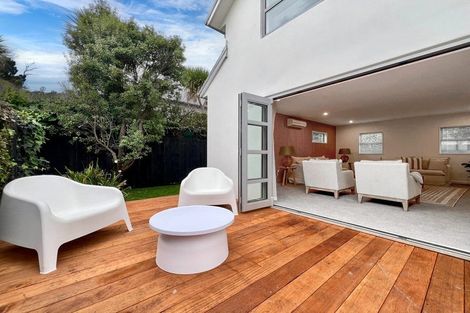 Photo of property in 112 Sherborne Street, St Albans, Christchurch, 8014