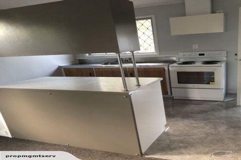 Photo of property in 18 Newham Place, Henderson, Auckland, 0612