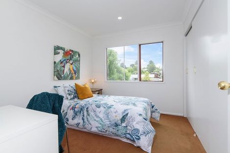 Photo of property in 28 Boundary Road, Blockhouse Bay, Auckland, 0600