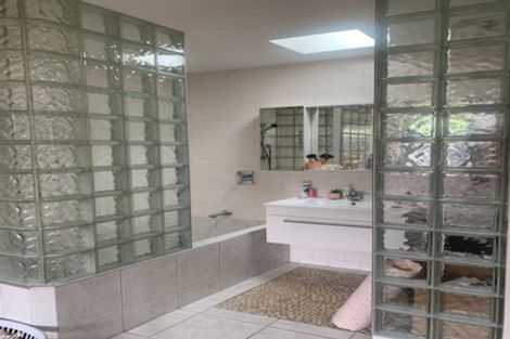 Photo of property in 2/171 Marine Parade, Mount Maunganui, 3116