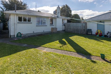 Photo of property in 11 Masham Road, Broomfield, Christchurch, 8042