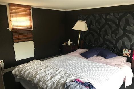 Photo of property in 3 Smale Terrace, Hospital Hill, Napier, 4110