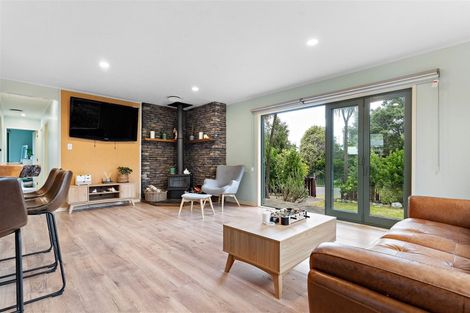 Photo of property in 9 Kowhai Grove, Featherston, 5710