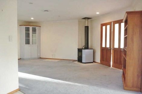 Photo of property in 31 Kotuku Crescent, Woolston, Christchurch, 8023