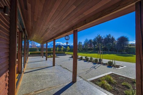 Photo of property in 8 Waimana Place, Wanaka, 9305