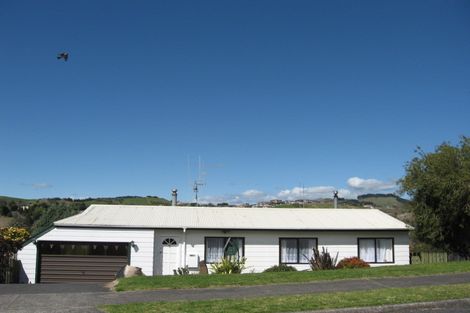 Photo of property in 6 Pennington Place, Welcome Bay, Tauranga, 3112