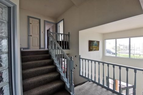 Photo of property in 3 Jaunpur Crescent, Broadmeadows, Wellington, 6035