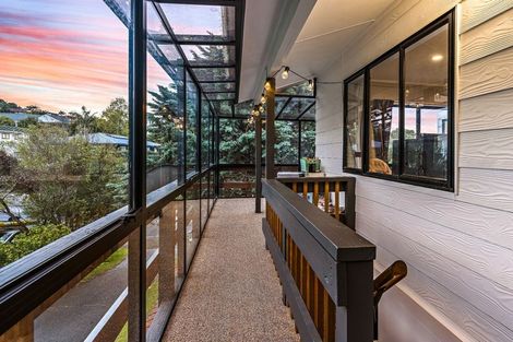 Photo of property in 24 Kenneth Hopper Place, Manly, Whangaparaoa, 0930