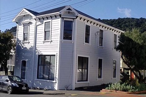 Photo of property in 1 Queen Street, Mount Victoria, Wellington, 6011