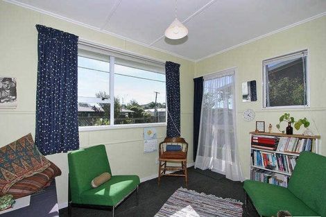Photo of property in 26 Hillcrest Road, Raumati South, Paraparaumu, 5032
