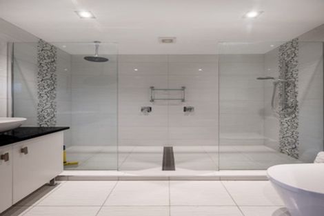 Photo of property in 10 Padfield Place, Sunnyhills, Auckland, 2010