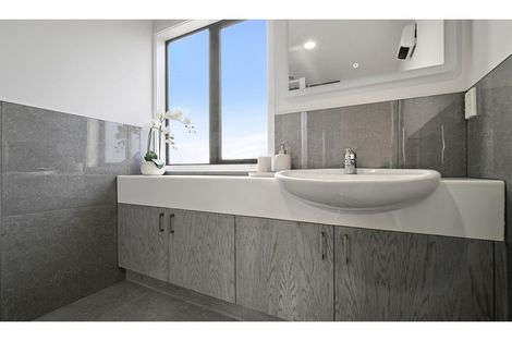 Photo of property in 1 Kyle Street, Riccarton, Christchurch, 8011