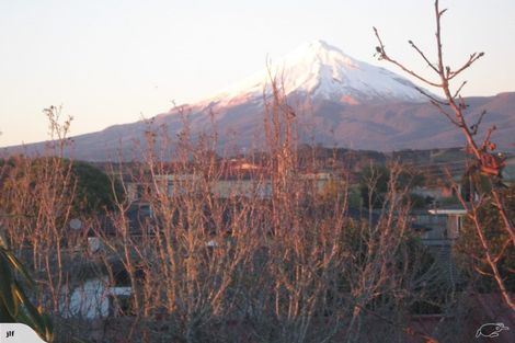 Photo of property in 35b Barrett Road, Whalers Gate, New Plymouth, 4310
