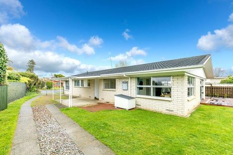 Photo of property in 5 Woodstock Crescent, Leamington, Cambridge, 3432