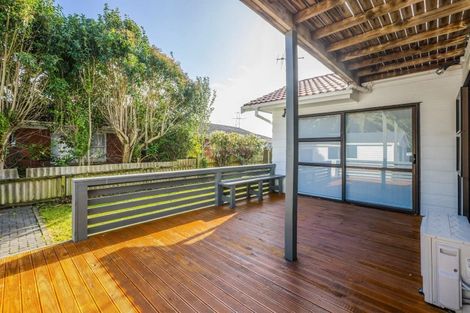 Photo of property in 4 Birdwood Avenue, Papatoetoe, Auckland, 2025