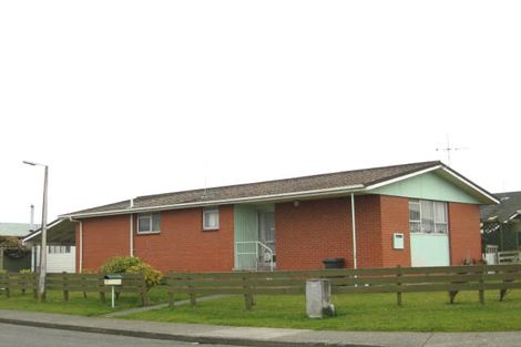 Photo of property in 56 Dundee Street, Strathern, Invercargill, 9812