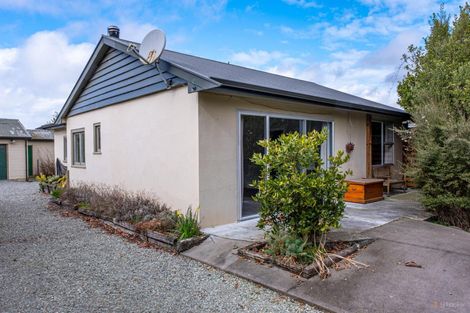 Photo of property in 10 Main North Road, Geraldine, 7930