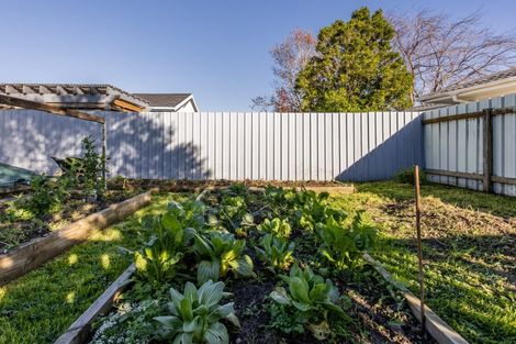 Photo of property in 28 Peppertree Glade, Kelvin Grove, Palmerston North, 4414