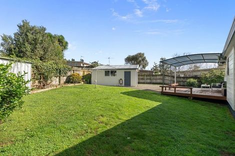 Photo of property in 37 Puriri Road, Pukekohe, 2120
