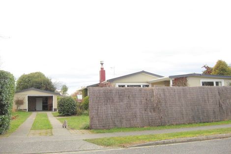 Photo of property in 5 Moana Crescent, Te Anau, 9600