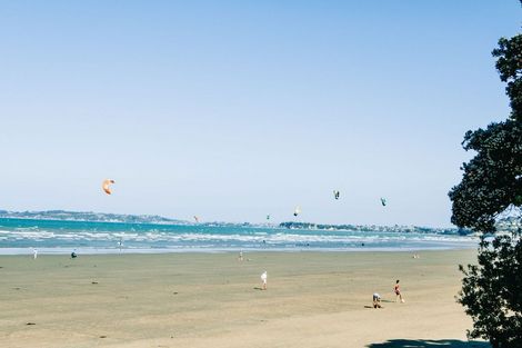 Photo of property in 72 Panorama Heights, Orewa, 0931