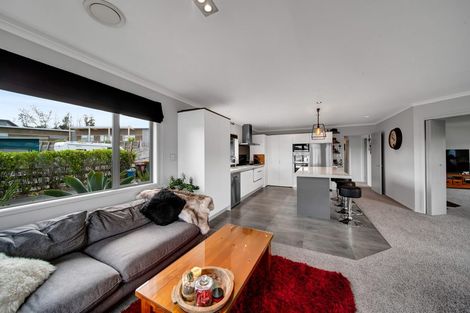 Photo of property in 42 Redwood Crescent, Hurdon, New Plymouth, 4310