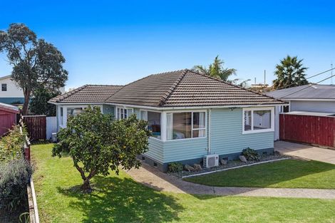 Photo of property in 10 Mananui Crescent, Whakatane, 3120