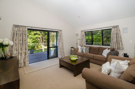 Photo of property in 81 Stoney Creek Drive, Waitakere, Henderson, 0782