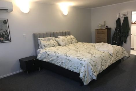 Photo of property in 3/49 Mandalay Terrace, Khandallah, Wellington, 6035