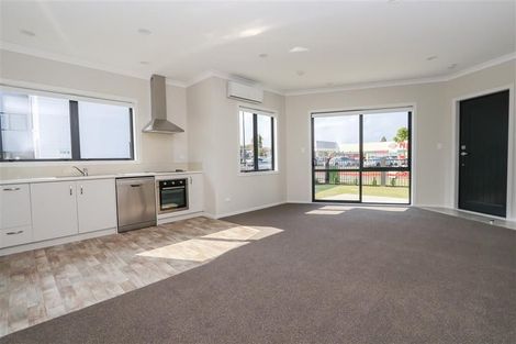 Photo of property in 1/2 Lambert Court, Glenview, Hamilton, 3206