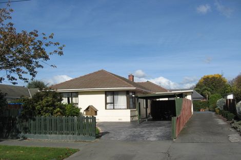 Photo of property in 1/3 Coniston Avenue, Ilam, Christchurch, 8041