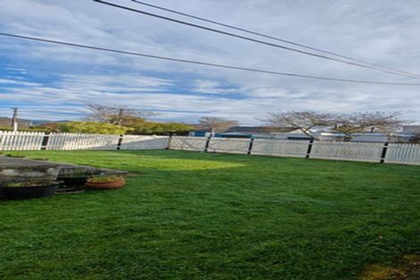 Photo of property in 14 Rongonui Street, Elderslea, Upper Hutt, 5018