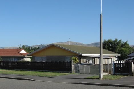 Photo of property in 14 Bromley Road, Bromley, Christchurch, 8062