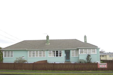 Photo of property in 24-26 Waimea Street, Westown, New Plymouth, 4310